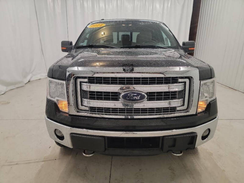 2014 Ford F-150 XLT photo 2