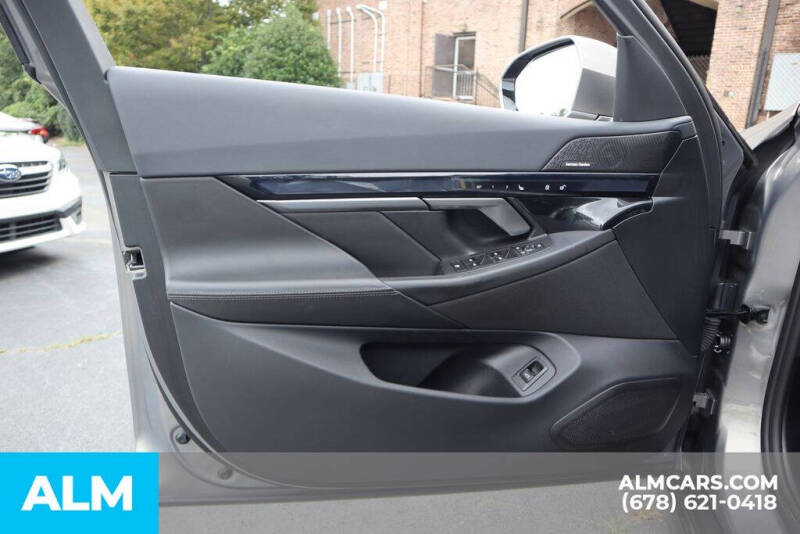 2024 BMW i5 eDrive40