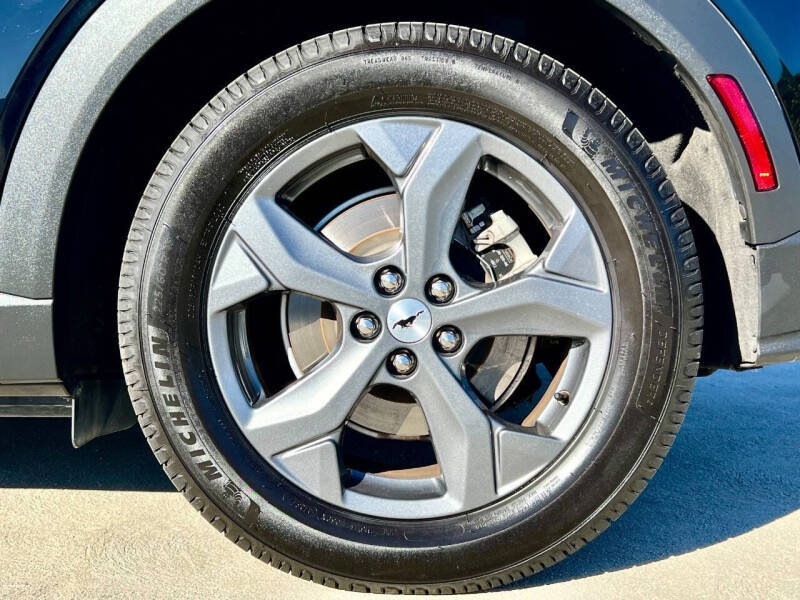 2022 Ford Mustang Mach-E Select