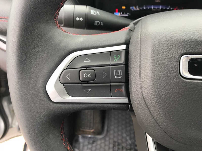 2025 Jeep Compass Trailhawk