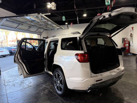 2018 GMC Acadia Denali