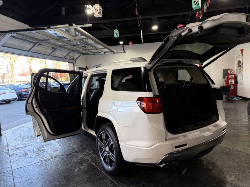 2018 GMC Acadia Denali