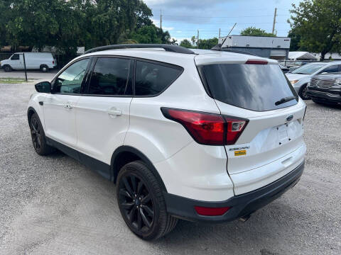 2019 Ford Escape SE
