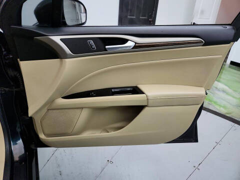 2014 Ford Fusion Energi SE