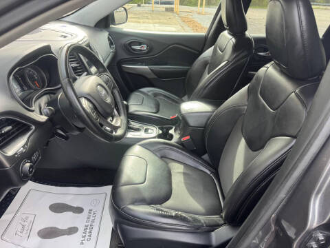 2019 Jeep Cherokee Latitude Plus