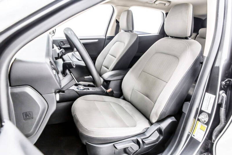 2020 Ford Escape S