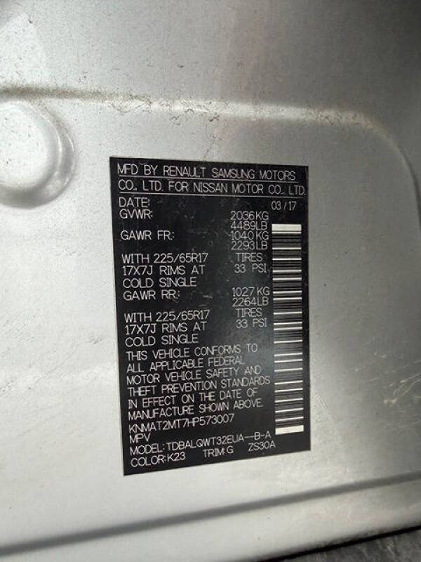 2017 Nissan Rogue SV