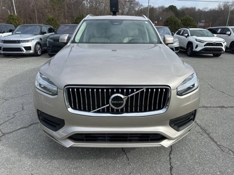 2023 Volvo XC90 B5 Core
