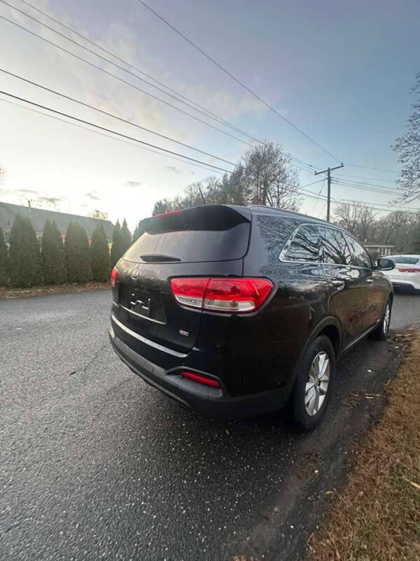 2016 Kia Sorento LX