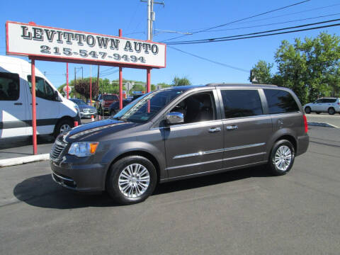 2015 Chrysler Town and Country for sale at Levittown Auto in Levittown PA
