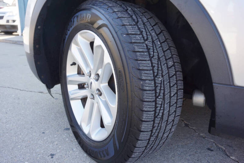 2012 Ford Explorer XLT