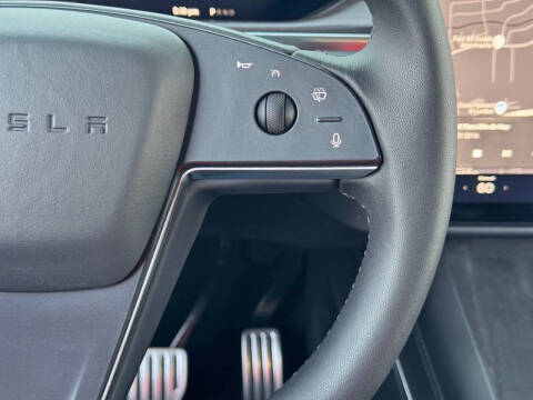 2023 Tesla Model X Standard Range