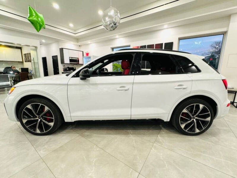 2024 Audi SQ5 3.0T quattro Premium Plus