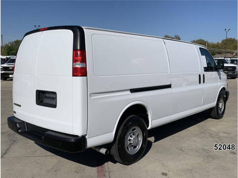 2023 Chevrolet Express 2500
