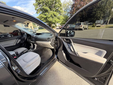 2016 Subaru Forester 2.5i