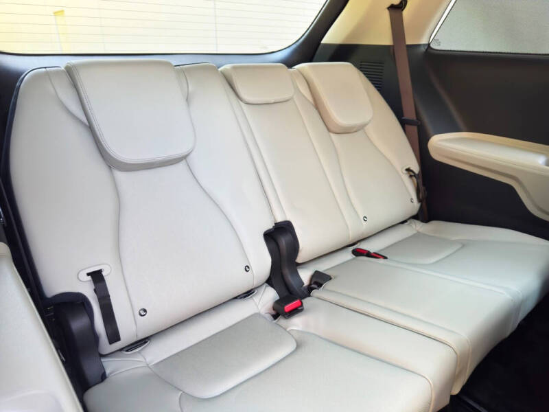 2025 Kia Carnival SX