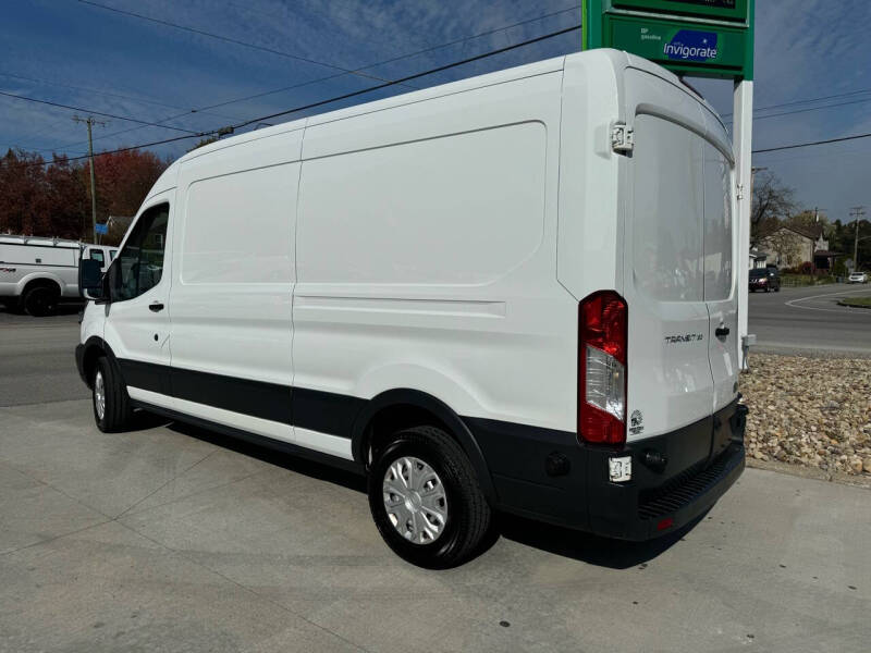 2016 Ford Transit Base photo 4