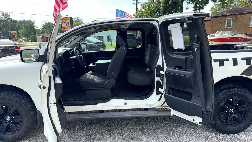 2013 Nissan Titan for sale at Big Iron Auto LLC in Cape Girardeau, MO