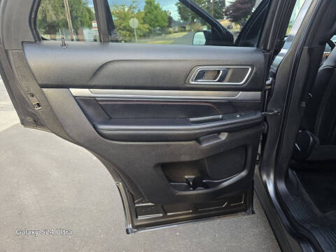 2017 Ford Explorer Sport