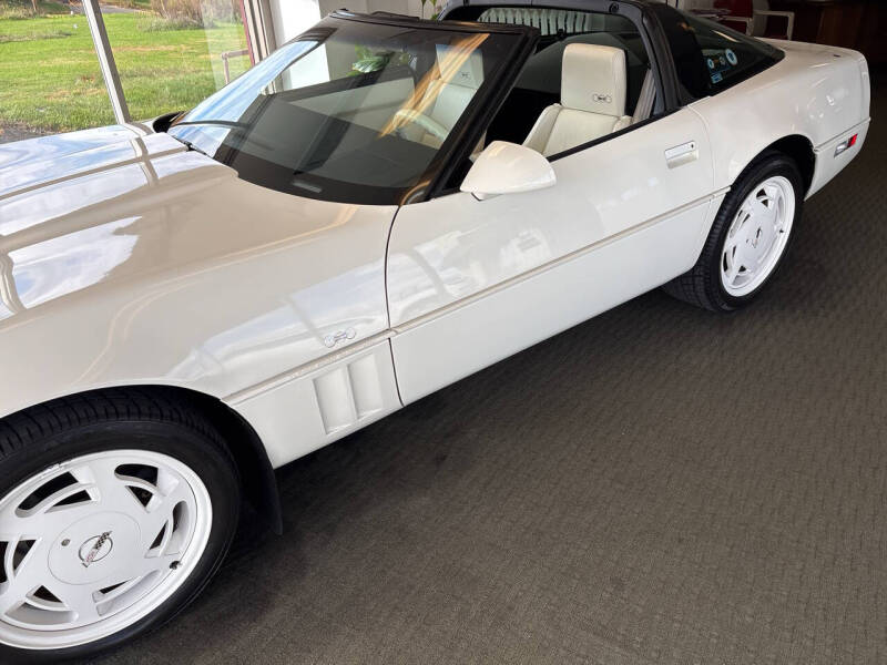 1988 Chevrolet Corvette's photo