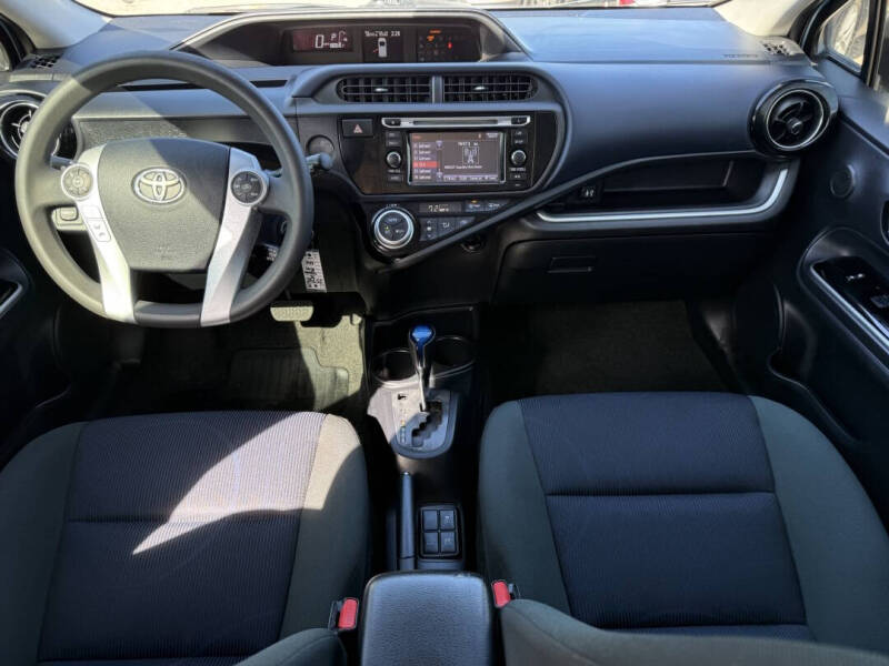 2015 Toyota Prius c