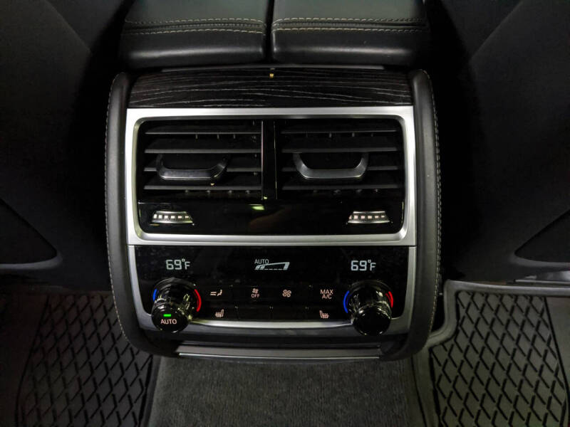 2022 BMW 7 Series 750i xDrive