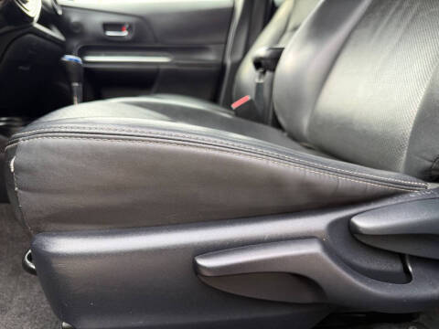 2018 Toyota Prius c Four