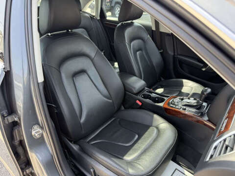 2012 Audi A4 2.0T quattro Prestige