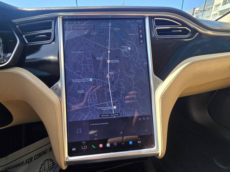 2016 Tesla Model S 75D