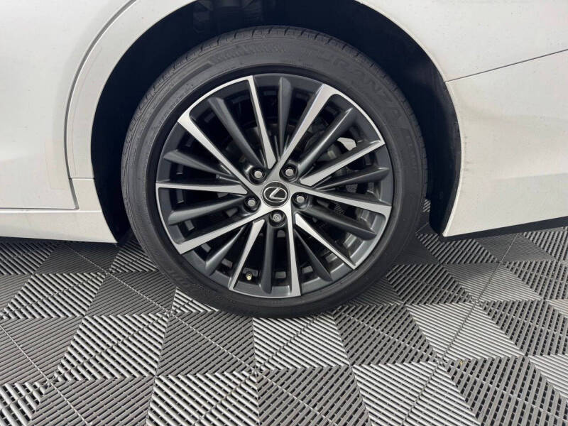 2025 Lexus ES 350
