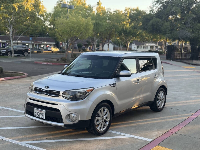 2017 Kia Soul +