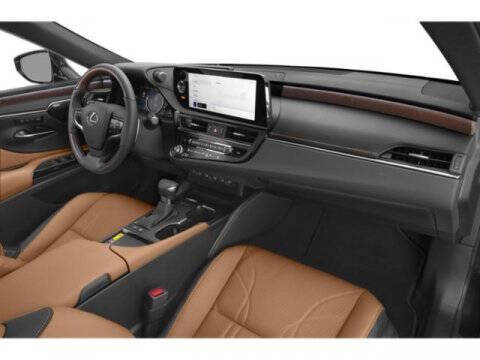 2025 Lexus ES 300h Ultra Luxury