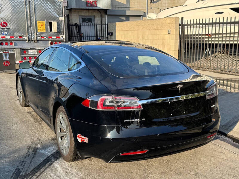 2016 Tesla Model S 90D