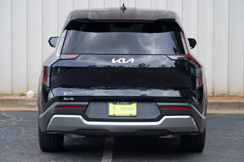 2026 Kia EV9 Light Long Range