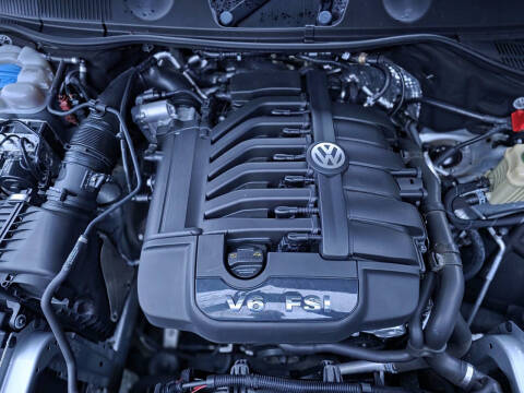 2015 Volkswagen Touareg V6 Lux