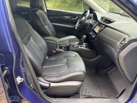 2017 Nissan Rogue SL