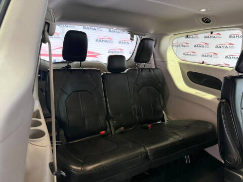 2020 Chrysler Pacifica Touring L