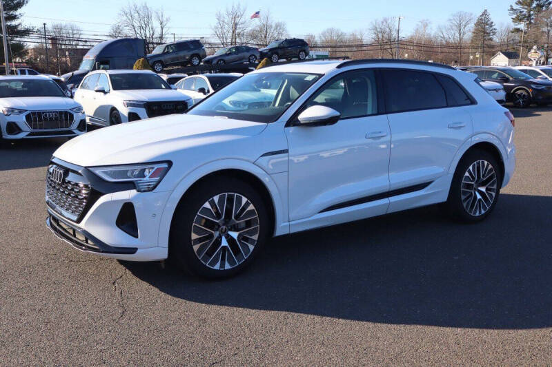 2024 Audi Q8 e-tron quattro Premium Plus