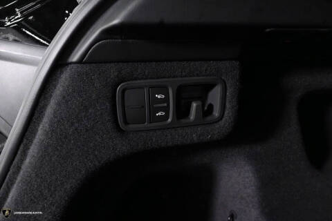 2024 Lamborghini Urus S