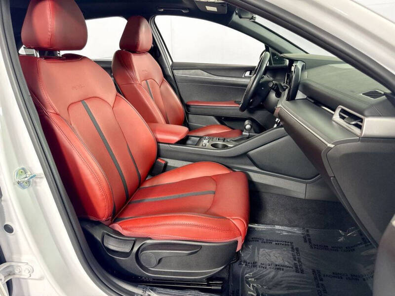 2023 Kia K5
