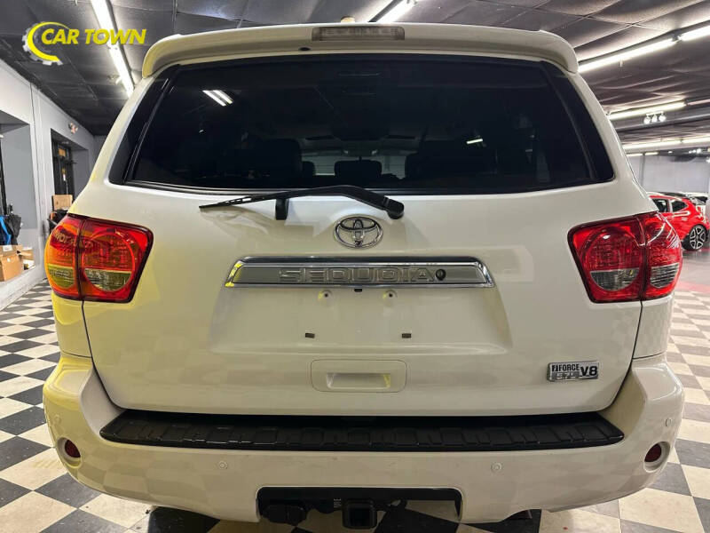 2017 Toyota Sequoia Platinum