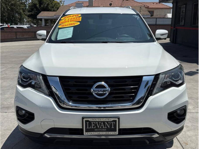 2020 Nissan Pathfinder SL