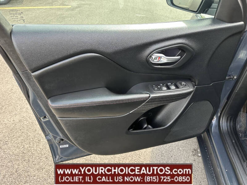 2017 Jeep Cherokee Trailhawk