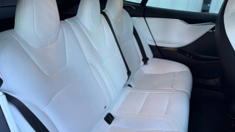 2018 Tesla Model S 75D