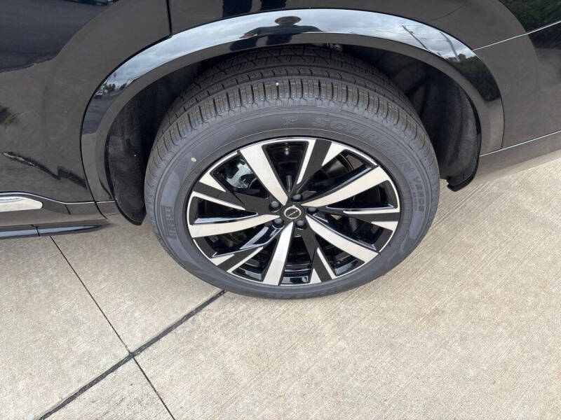 2026 Volvo XC90 B5 Core