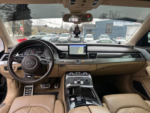 2015 Audi S8 4.0T quattro