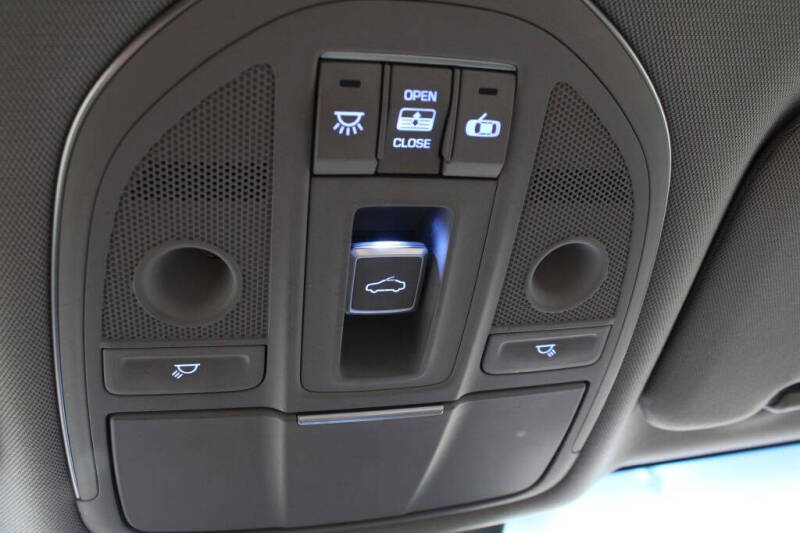2015 Hyundai Genesis