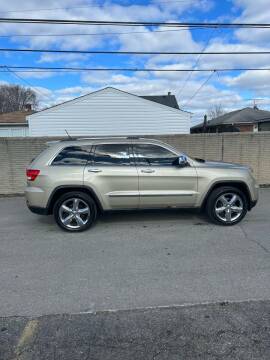 2011 Jeep Grand Cherokee for sale at Eazzy Automotive Inc. in Eastpointe MI