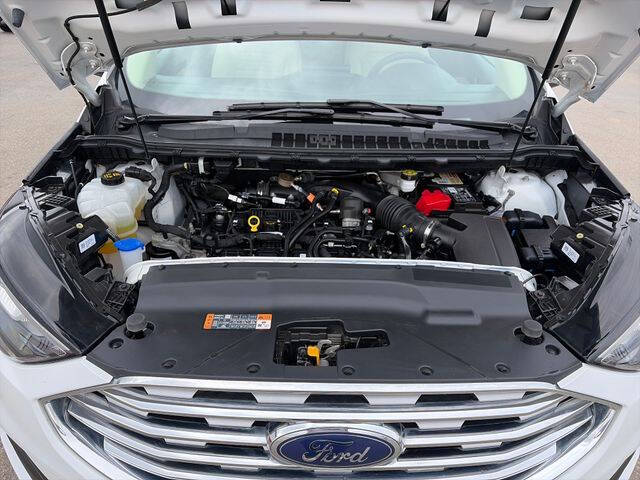 2022 Ford Edge SE