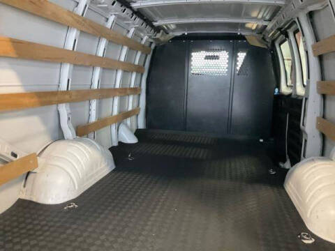 2024 GMC Savana 2500